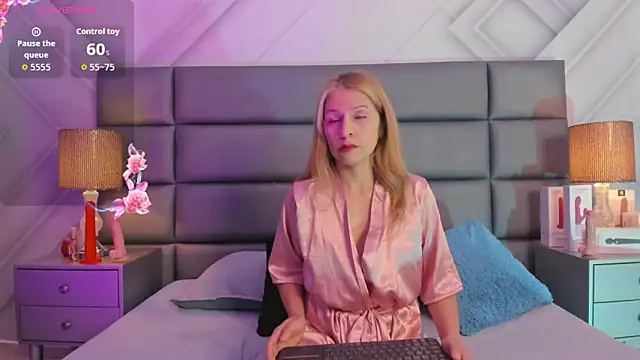 AlexaFoxx  online show from 02.10.26