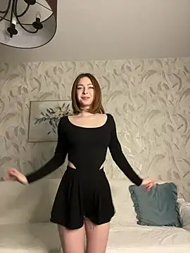 LynaFrost online show from 05.01.26