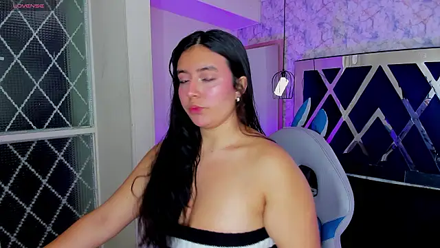 Miss Scarlett22 online show from 03.18.26