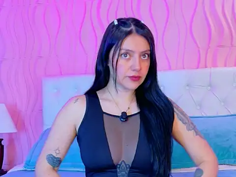 Mia Cherry   online show from 02.23.26