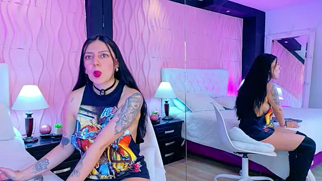 Mia Cherry   online show from 03.05.26