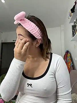 Arya    online show from 03.03.26