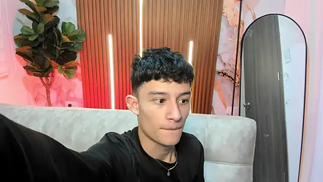 Patrick Howland  online show from 02.14.26