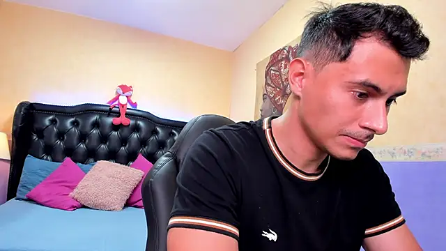 Mike Conors online show from 02.04.26