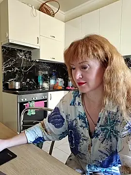 LanaBananaa  online show from 04.15.26