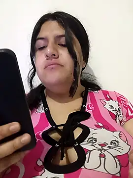 Snapshot of Hammys-stevee chatting on 02.14.26 Hammys-stevee online show from 02.14.26