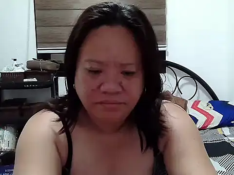 yummychubby29 online show from 02.21.26