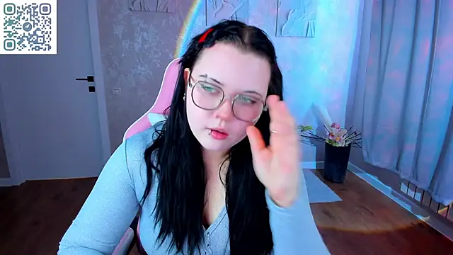 Kira G0ld online show from 04.19.26