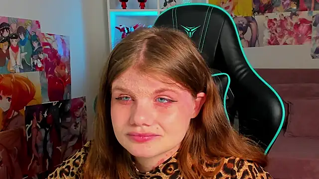 ChloeHalses online show from 05.20.26