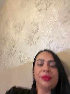 Snapshot of BrianaBloom chatting on 03.18.26 BrianaBloom online show from 03.18.26