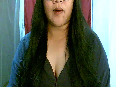 Snapshot of strip_berry chatting on 02.05.26 strip berry online show from 02.05.26