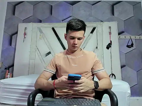 GoldenBoyM online show from 06.13.26