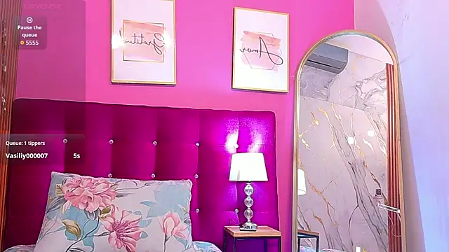 tightlittleebony online show from 04.27.26