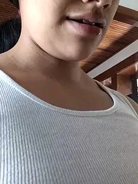 Julieta Parker online show from 02.22.26