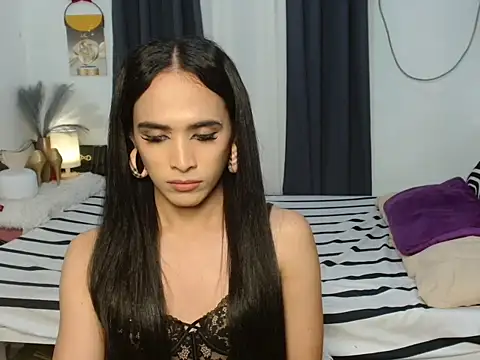 Gwenstacy30 online show from 03.16.26