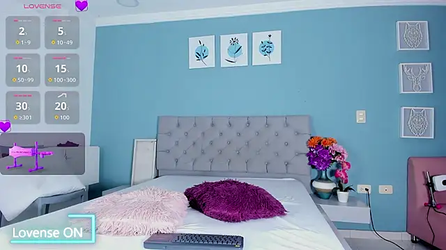 Valentina Rujano online show from 03.18.26