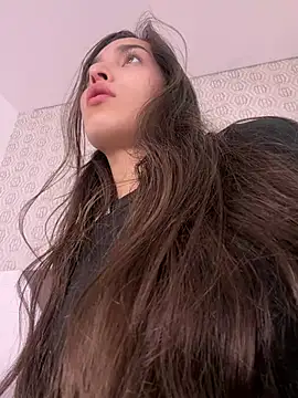 Mia rivers   online show from 08.05.26