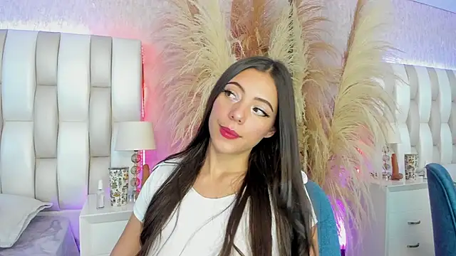 Sophi rae online show from 04.22.26