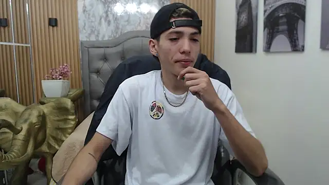 Snapshot of Asher_costa chatting on 03.28.26 Asher costa online show from 03.28.26