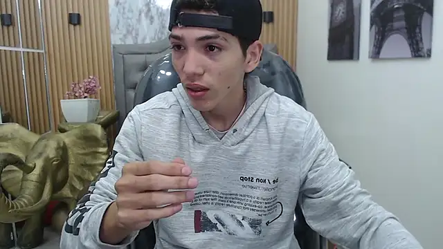 Snapshot of Asher_costa chatting on 04.16.26 Asher costa online show from 04.16.26