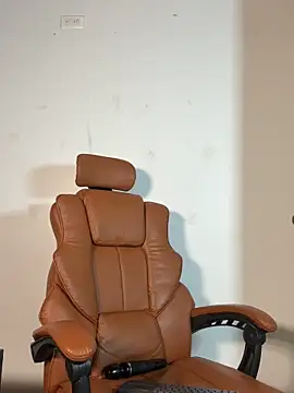 ARON LUXX online show from 03.13.26