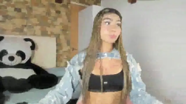 Snapshot of khaimi_ chatting on 02.27.26 khaimi online show from 02.27.26