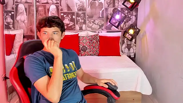 Christian Foxx online show from 03.04.26