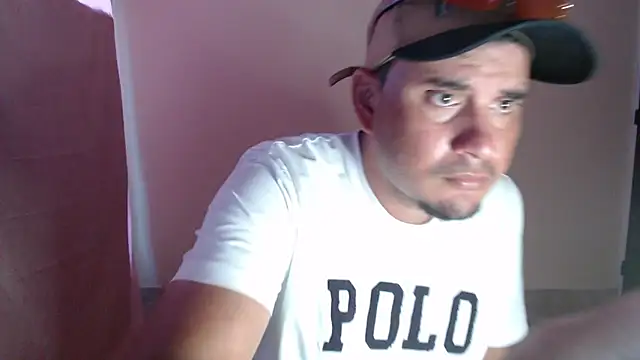 Snapshot of papidarrysoy chatting on 02.04.26 papidarrysoy online show from 02.04.26