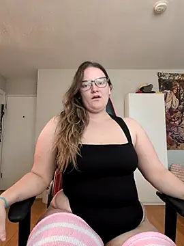 Snapshot of lillythotz chatting on 04.01.26 lillythotz online show from 04.01.26