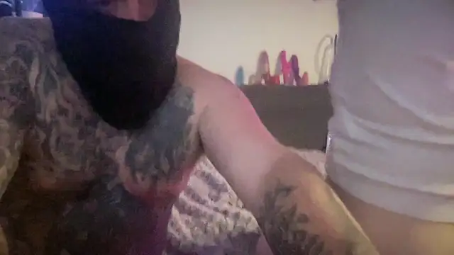 Snapshot of goldlinksandkinks chatting on 02.14.26 goldlinksandkinks online show from 02.14.26