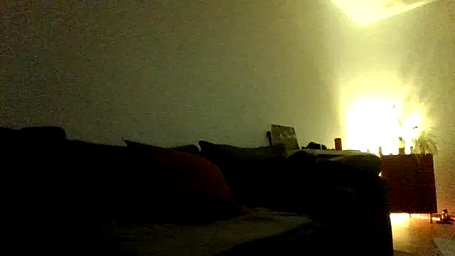 Snapshot of Tommyzzzzzz chatting on 12.04.24 Tommyzzzzzz online show from 12.04.24