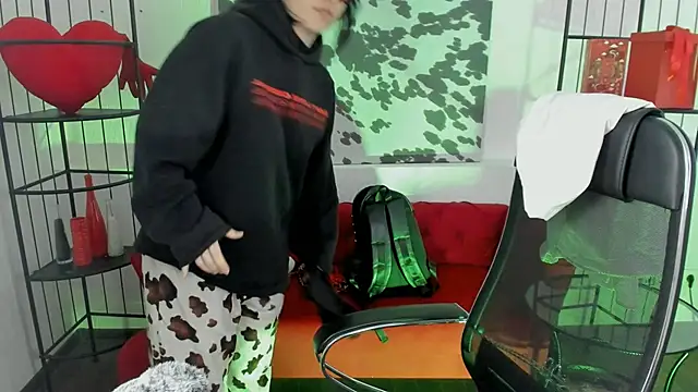 NeoGeisha online show from 05.02.26