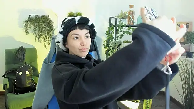 NeoGeisha online show from 05.11.26
