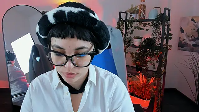 NeoGeisha online show from 05.11.26