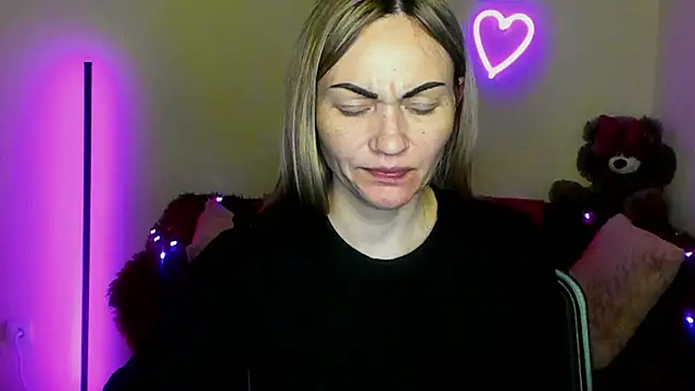 BlondMikey22 online show from 04.18.26