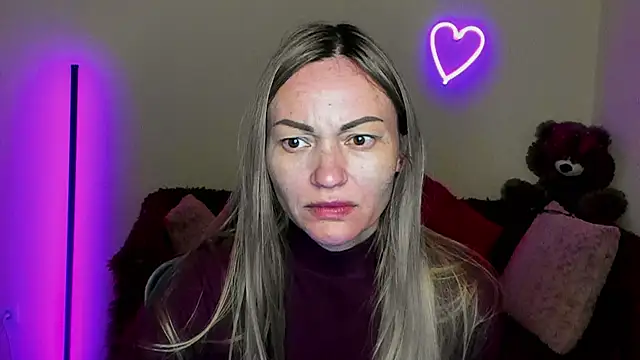 BlondMikey22 online show from 04.28.26