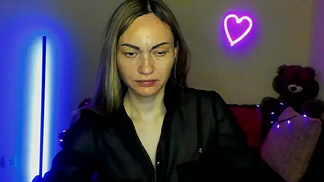 Snapshot of BlondMikey22 chatting on 05.23.26 BlondMikey22 online show from 05.23.26