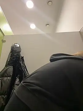 Snapshot of blonde_exe chatting on 03.09.26 blonde exe online show from 03.09.26