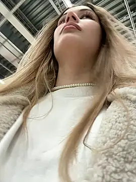 blonde exe online show from 04.24.26