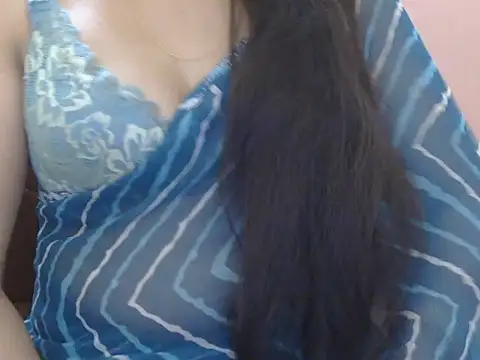Cute Sheetal online show from 05.12.26
