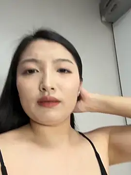 Snapshot of Paopao- chatting on 04.23.26 Paopao- online show from 04.23.26