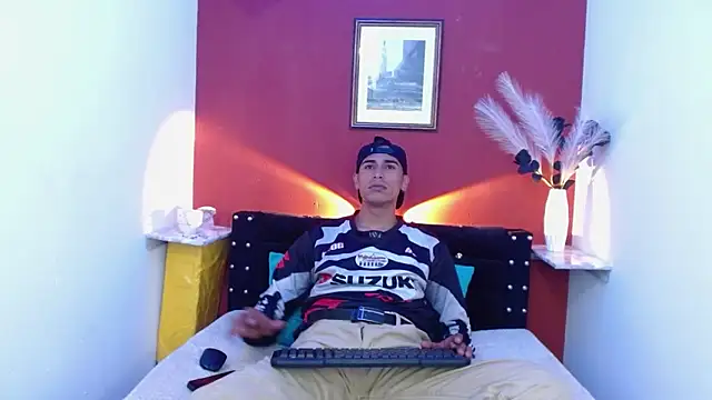 Andrey santamaria online show from 03.05.26