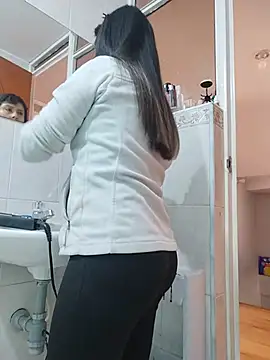 Lyonette reading1 online show from 03.11.26