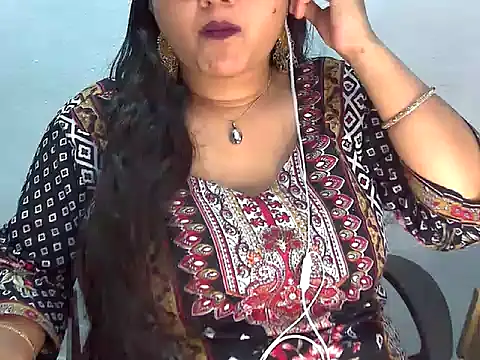 Snapshot of Saniya_K2 chatting on 05.03.26 Saniya K2 online show from 05.03.26