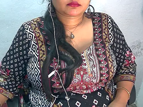 Snapshot of Saniya_K2 chatting on 05.08.26 Saniya K2 online show from 05.08.26
