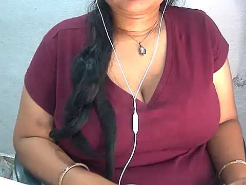 Snapshot of Saniya_K2 chatting on 05.09.26 Saniya K2 online show from 05.09.26