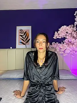 BonniePink  online show from 02.06.26