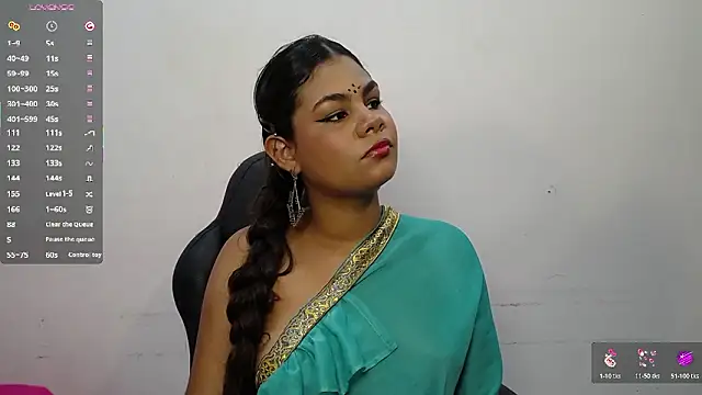 yaazhinii online show from 02.20.26