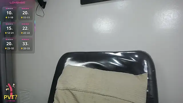 yaazhinii online show from 06.22.26