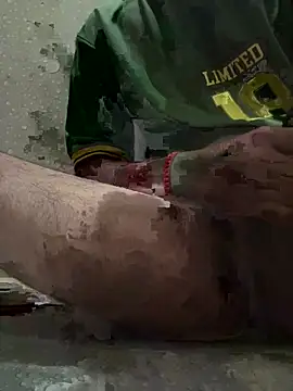 Snapshot of mr__thick chatting on 02.14.26 mr thick online show from 02.14.26